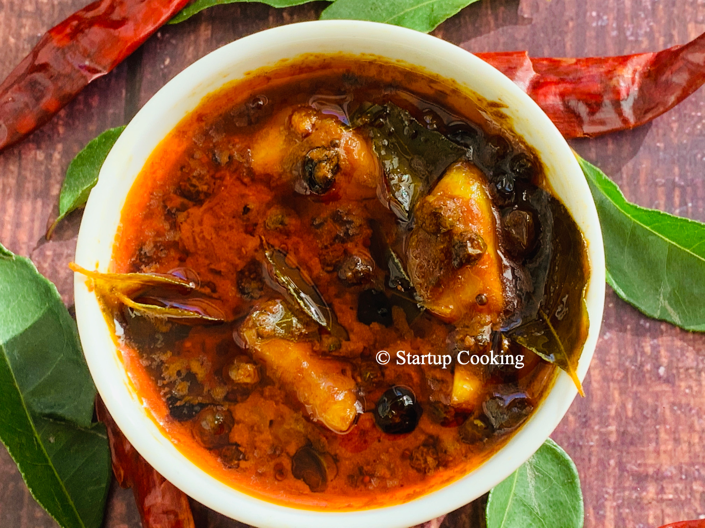 manathakkali vathal kuzhambu