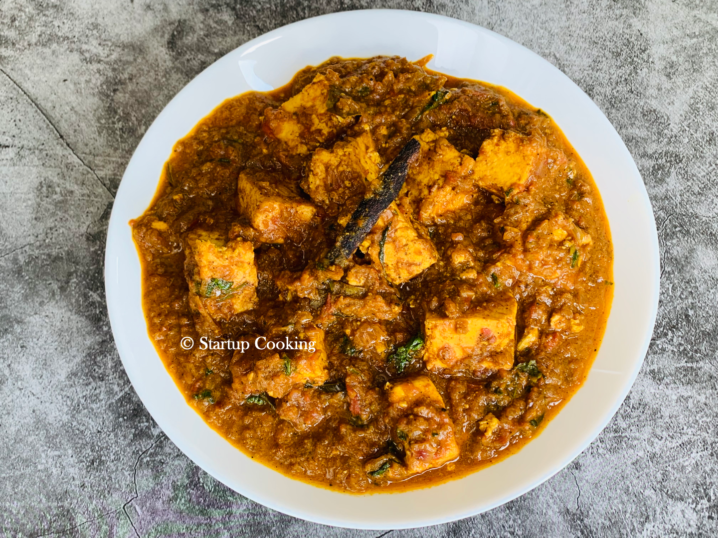 spicy paneer gravy